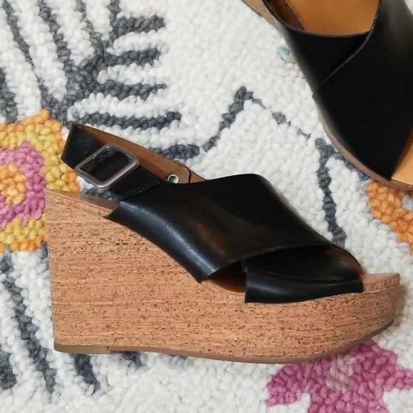 BC Footwear Vegan Leather Black Wedges - Picture 3 of 5